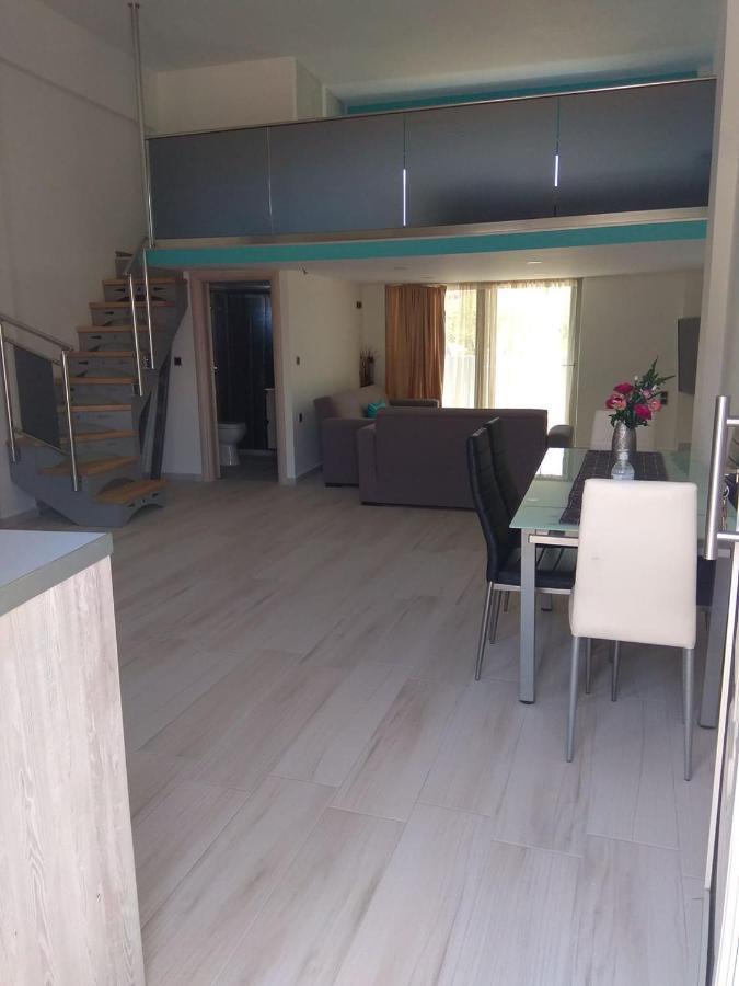 Mokhós Malamatenia 'S Maisonette מראה חיצוני תמונה